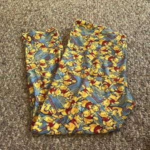 Lularoe Winnie the Pooh leggings